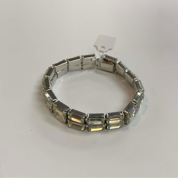 Jewelry - Elegant Silver Bracelet